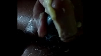 Preview 2 of Strapon 36 - Enfiando no cu com bastante creme