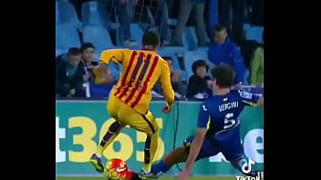 Preview 2 of Jav Tube - Neymar sendo esfolado ao vivo no programa do ratinho ????