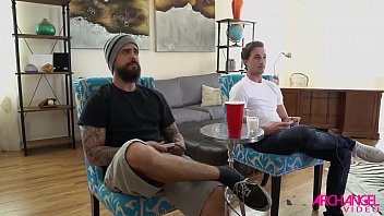 Preview 2 of Heyzo Com Co Cot Truyen - Kendra Lust Enjoys Video Games And Sex