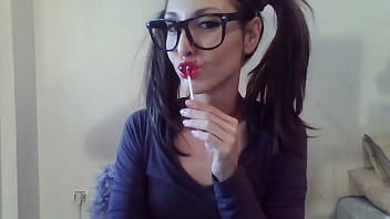 Preview 4 of Ekladkidoladka - Webcams22.com - Chica Espa&ntilde_ola con webcam porno en directo - Webcams22.com