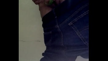 Preview 2 of Emi Has - Y donde quedaron las verduras??