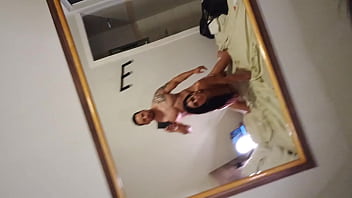Preview 2 of Mom And Dauter Fucking - Comendo o cuzinho da trans mais safada