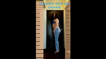 Preview 2 of Ko Rie Yar - My jeans squeezing my ass - Mi jeans apretando el culo