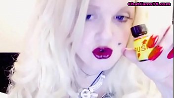 Preview 1 of Sunny Liyon Sex Com - slutty blonde poppn smoking