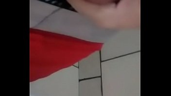 Preview 1 of Esamateur Mary - Eu no gozando banheiro (y*