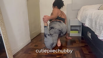 Preview 2 of Xnxx Wow Videos - BBW Yoga Farts
