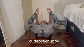 Preview 4 of Xnxx Wow Videos - BBW Yoga Farts