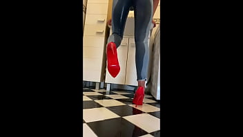 Preview 2 of Door Rapp - PEE Compilation 16 Videos Stream and Wetting and More