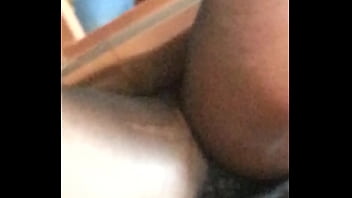 Preview 4 of My Mature Mom Homemade Fucking - viendo calzones en la biblioteca de chapingo