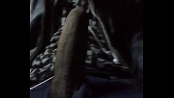 Preview 1 of Ariana Marie Latex - Chico se la jala en el autob&uacute_s