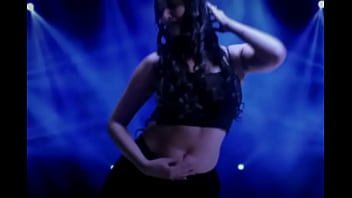 Preview 3 of Vanessa Claudio - Alisha Khan Navel Shake
