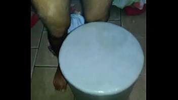 Preview 1 of Slut Daryn - Batendo uma punhetinha e Gozando Gostoso