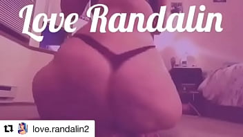 Preview 1 of Cleaning My Ass - Big ass love randalin - raylyn booty ass sentando na bola - sitting 2017 - (18)