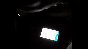 Preview 3 of Fex Taksi - Esposa puta fazendo boquete para o corno e falando com o comedor no whatsapp