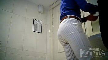 Preview 3 of Fat Durin Undress - beauty wc peeping