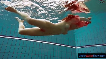 Preview 4 of Analo Jovenes - Sexy underwater mermaid Deniska