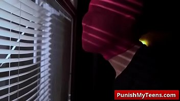 Preview 1 of Xxx Animalsex - Submissived presents When A Stranger Calls with Kiley Jay free vid-01