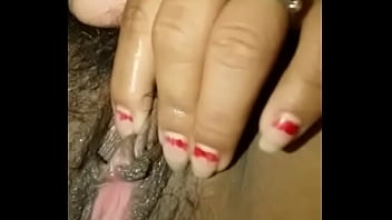 Preview 4 of Michael Cohny - Mi puta peruana se masturba