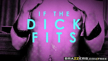 Preview 4 of Army Japanese Sx - Brazzers - Pornstars Like it Big - (Kira Noir,  Jessy Jones) - Trailer preview