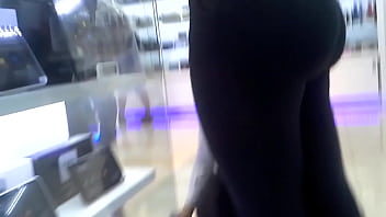 Preview 1 of Girls Peeing In Pants Nude - Flagra bunduda