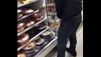 Preview 1 of Aletta Ocean And Two Somea - 日本人の放尿 Shameless Japanese exposed Standingpee in convenience store