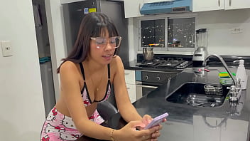 Preview 1 of Tuk Tuk Patrol Asian Filipino - Vecina latina me pide que le de una gran follada en su comedor mientras su marido esta de viaje 1pt