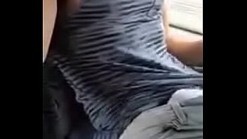 Preview 1 of Tube Nubile - Punheta no &ocirc_nibus | Wank on the bus