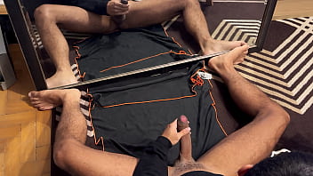 Preview 2 of Xxx Video Siltodne - twink dotado socando punheta ate gozar
