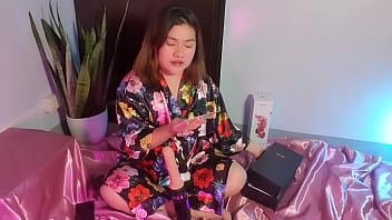 Preview 1 of Scandle Married - Hot Chubby Andrea huge cum with Honeyplaybox