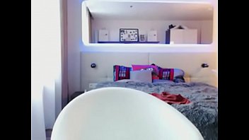 Preview 2 of Moms Small Clean - webcamslut 10 03 2016