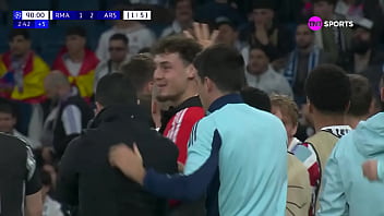 Preview 2 of Jav Sislovesm - Fudendo real madrid