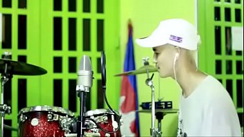 Preview 4 of Toyed In Public - សិច