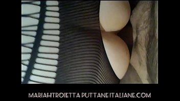 Preview 2 of Tamil Xxxx Porno Video - mariah doggystyle in puttaneitaliane