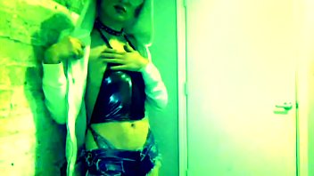 Preview 1 of Desi Bur Bidesi Loara - human ashtray