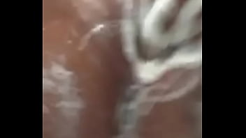 Preview 4 of Moms Nude Ass - clean that pussy