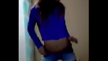 Preview 3 of 40 Tis Mom - Bailando hip hop