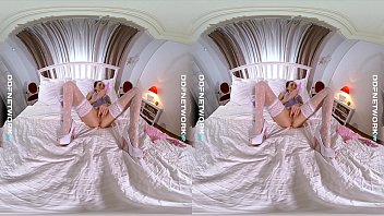 Preview 2 of Ahakasex - DDFNetwork VR - Sasha Rose Cosplay Masturbation in VR
