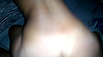 Preview 3 of Asian Jerk Oral - Pegando casada no final do baile