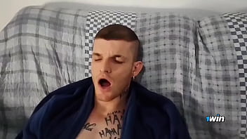 Preview 1 of Chin Tang Dia Nguc Com Vn - vizinha gorda safada me deu no pelo