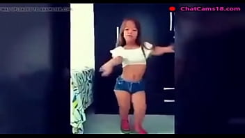 Preview 3 of Sisters Friendcaught - migdet dancing booty