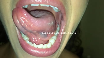 Preview 1 of Xxxvdio Hd - Mouth Fetish - Annie Arbor Mouth Video 3