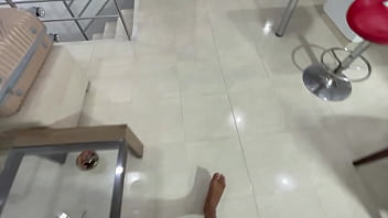 Preview 1 of Et Voil Chow - Me follo duro el peque&ntilde_o culo de mi t&iacute_mida hermanastra con mi enorme polla y termino llen&aacute_ndole su co&ntilde_o de mucha leche