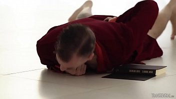 Preview 1 of Real Voyeur Masturbacion - TS Mandy Mitchelle and Chad Diamond