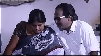 Preview 1 of Xxxx Xxhd - Indian aunty romance with her husband&#039_s friend.