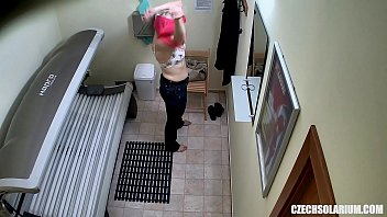 Preview 4 of Ebony Aunty Sex - Older MILF Tanning her Shaved Tight Pussy