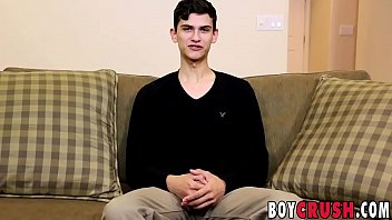 Preview 1 of La Perra De La Isabelica - Cute Justin Cross loves telling about his sexual experiences