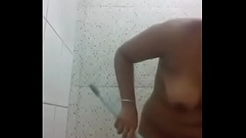 Preview 2 of New Pone Star Movies 2018 - se exibindo no banho