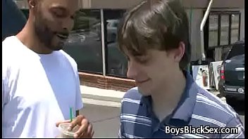 Preview 2 of Beuty Pee - Black Gay Muscular Man Seduces Teen White BOy For A Good Fuck 12