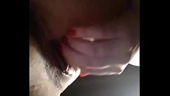 Preview 1 of Girls Masterbutation - me quiero comer todooo!!