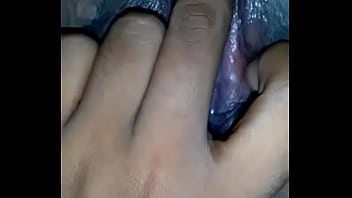 Preview 4 of Brother Sister Drunk Xxx - LA PRIMA EN EL BALO JUGANDO SU CONCHA 301U